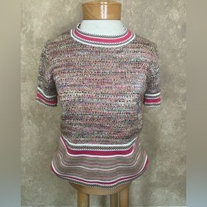 Knitted short sleeve blouse